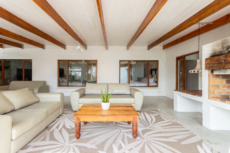 3 Bedroom Property for Sale in Britannia Bay Western Cape